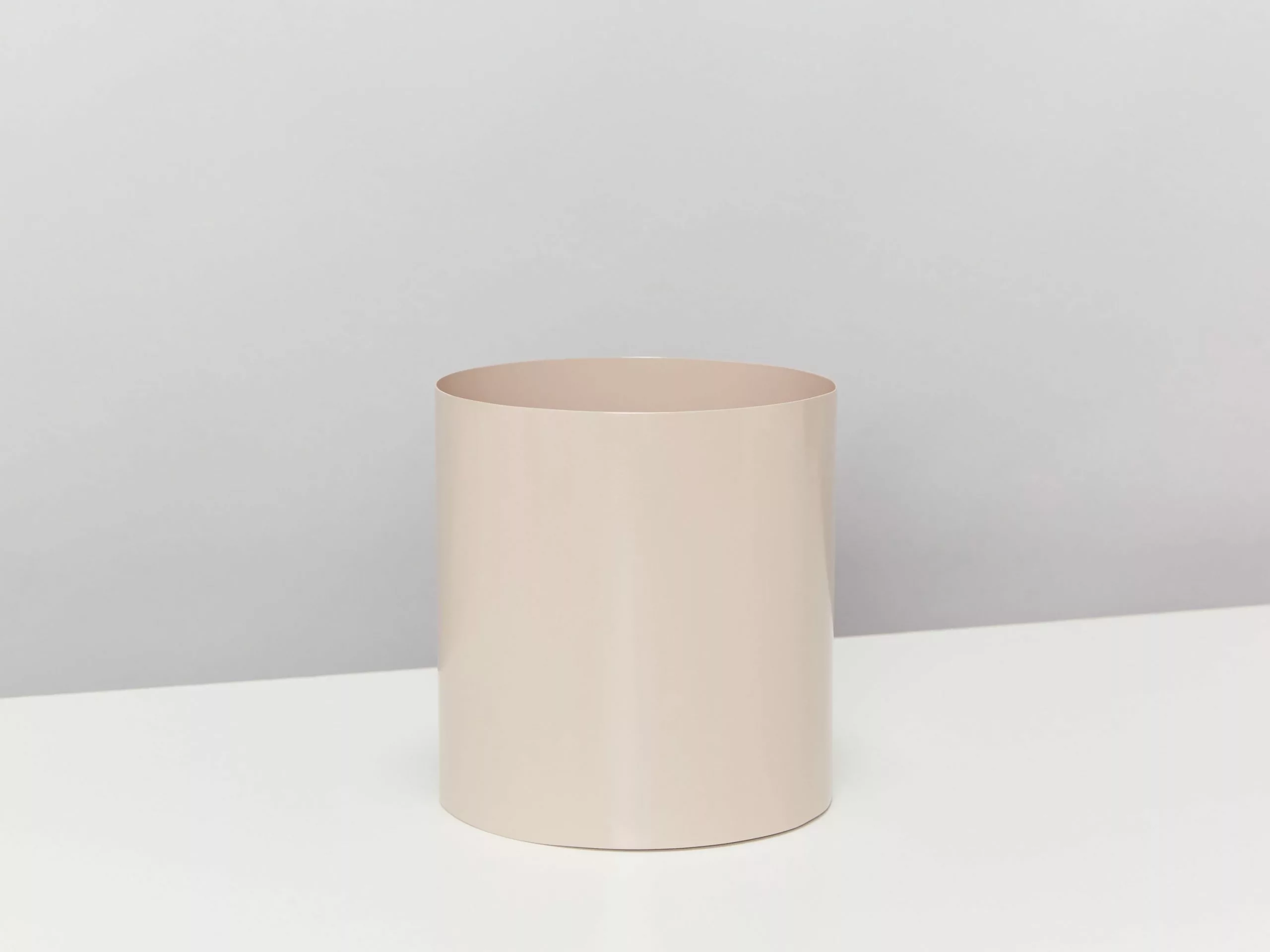 Urban Eden Vessel - Oatmeal 3 Urban Eden Vessel - Oatmeal
